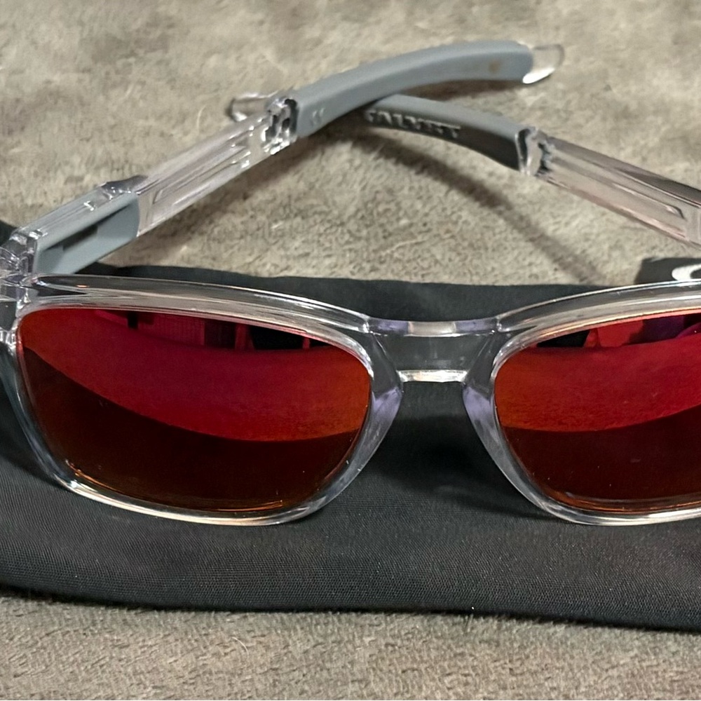 Oakley Catalyst Sunglasses